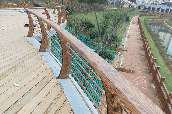 湘潭铁管护栏木纹漆项目